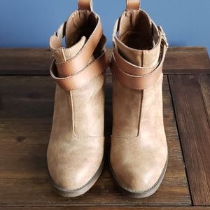 Mossimo ankle booties